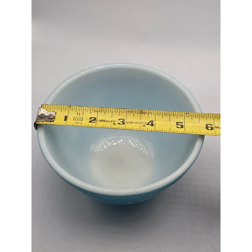Vintage Pyrex 401 Turquoise Blue Nesting Mixing Bowl 1.5Pt Milk Glass Made USA